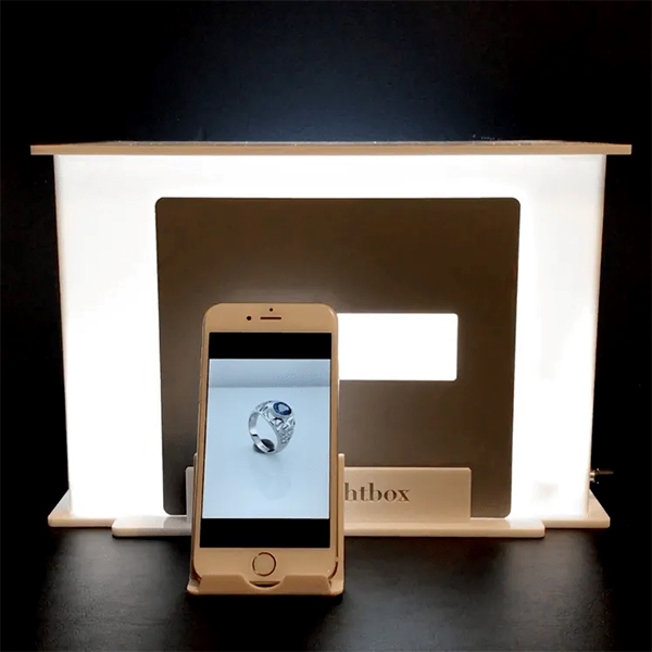 jewelry photography lightbox and smartphone