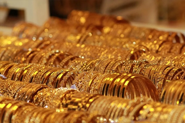 Jewelry Photography Tips to Seize Online Market Opportunity