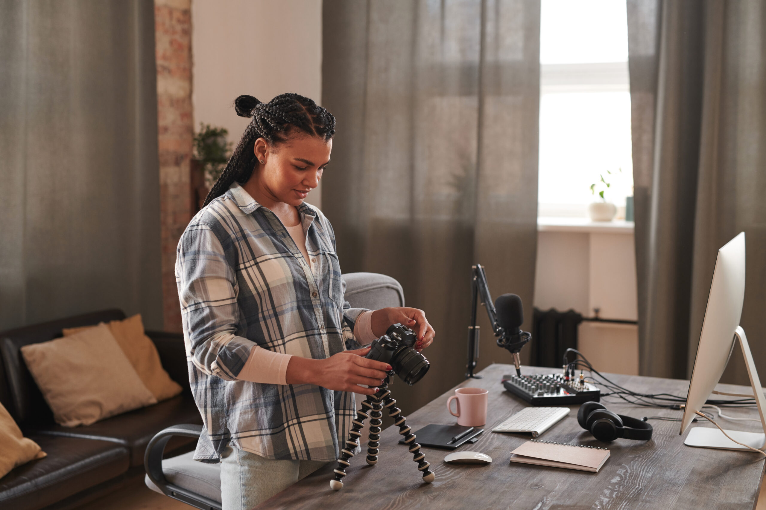 Familiarize yourself with the camera functions before photographing your earrings