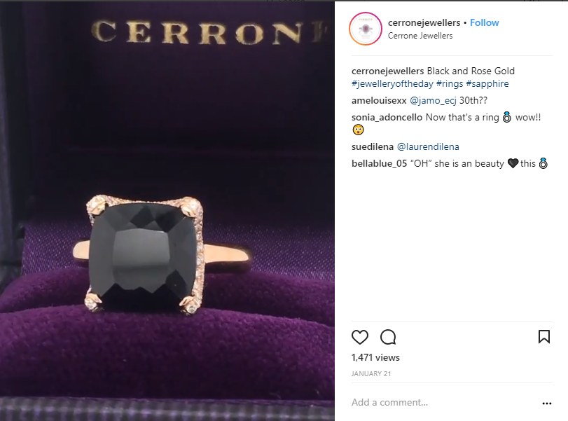 Let your audience scrutinize your product through a 360-degree product view