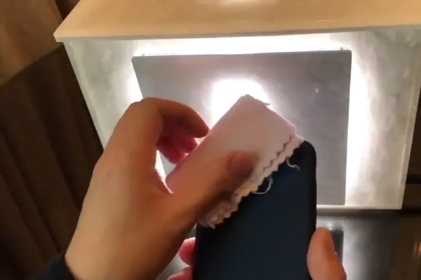 cleaning camera lens for jewelry photography