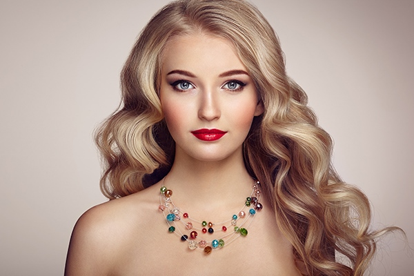 Mannequins vs. Models: What's the Best Way to Photograph Jewelry?