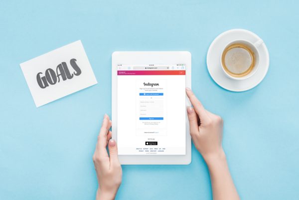 How to Sell Jewelry Using Instagram's Shoppable Posts