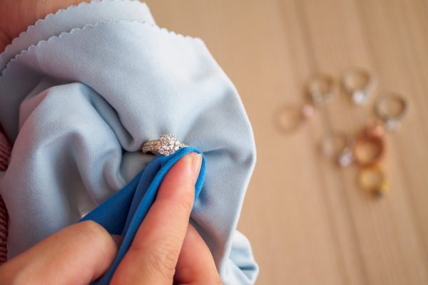 clean your jewelry