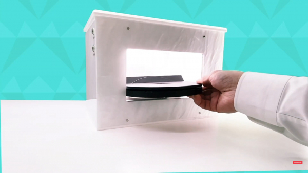 Set up the GemLightbox turntable followed by Eclipse