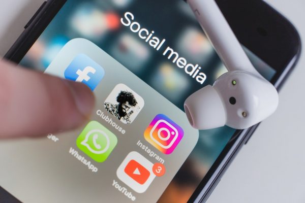 how to sell jewelry on whatsapp