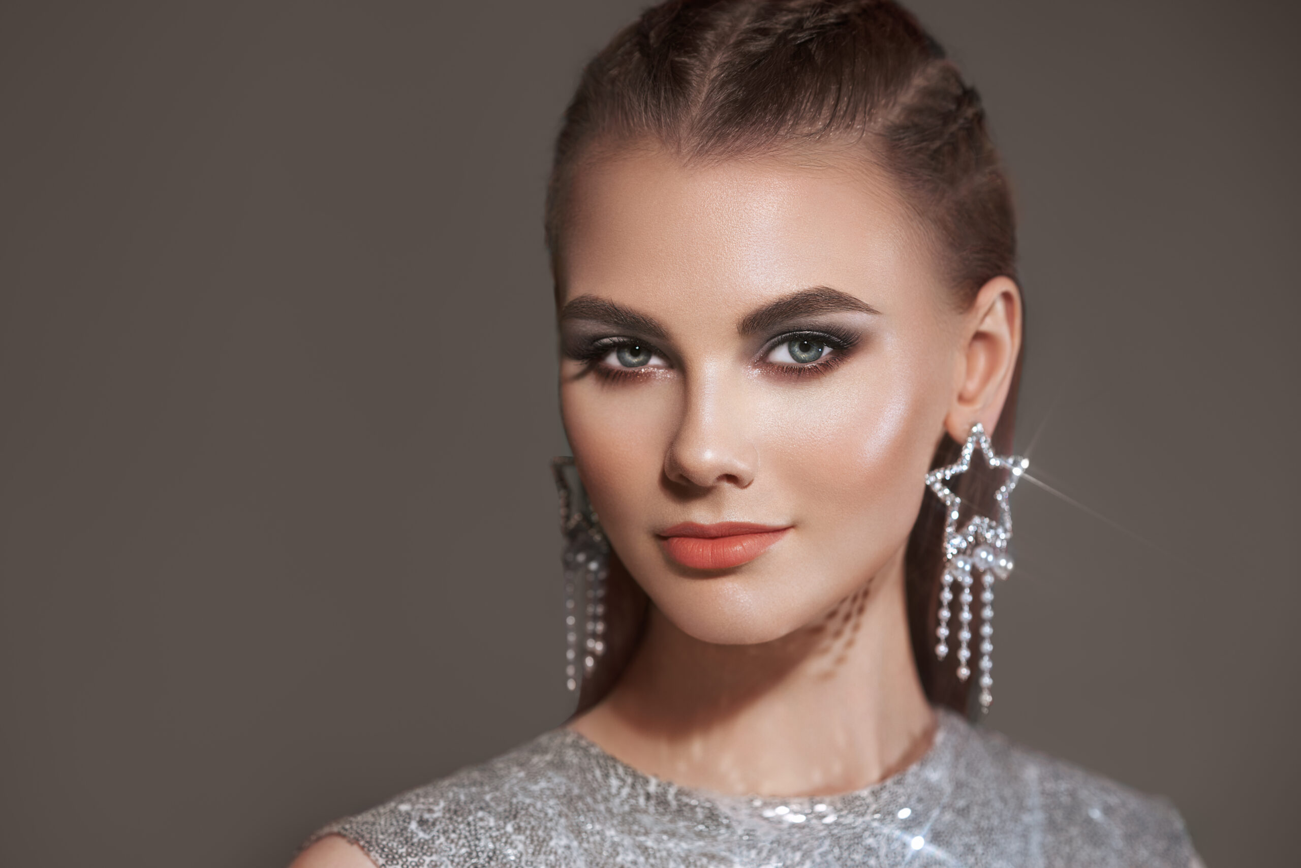 Make jewelry brand influencer the face of your new line or brand