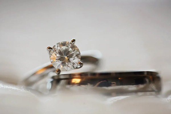 clear-jewelry-product-images