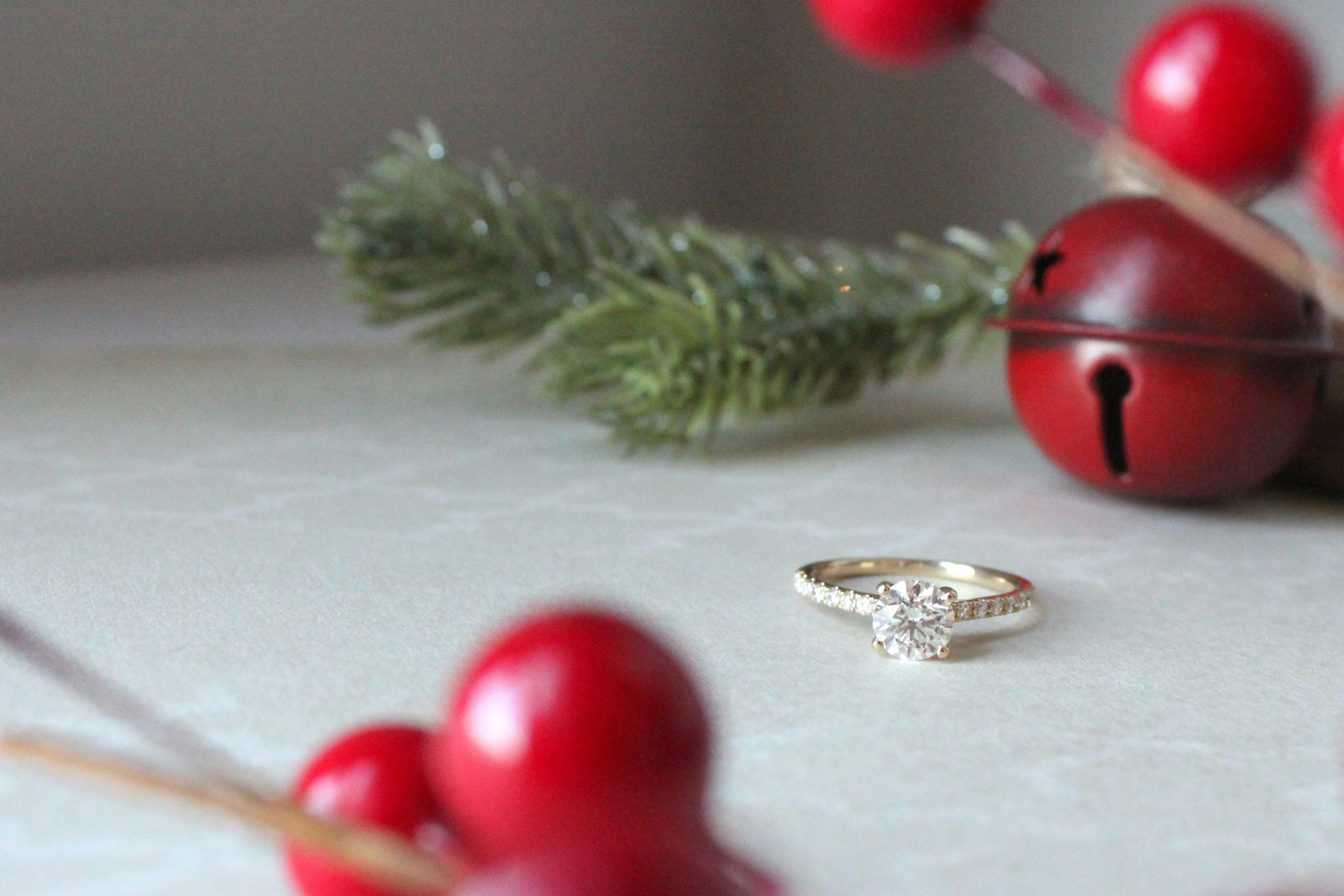 How to Edit Jewelry Photos for Instagram This Holiday Season